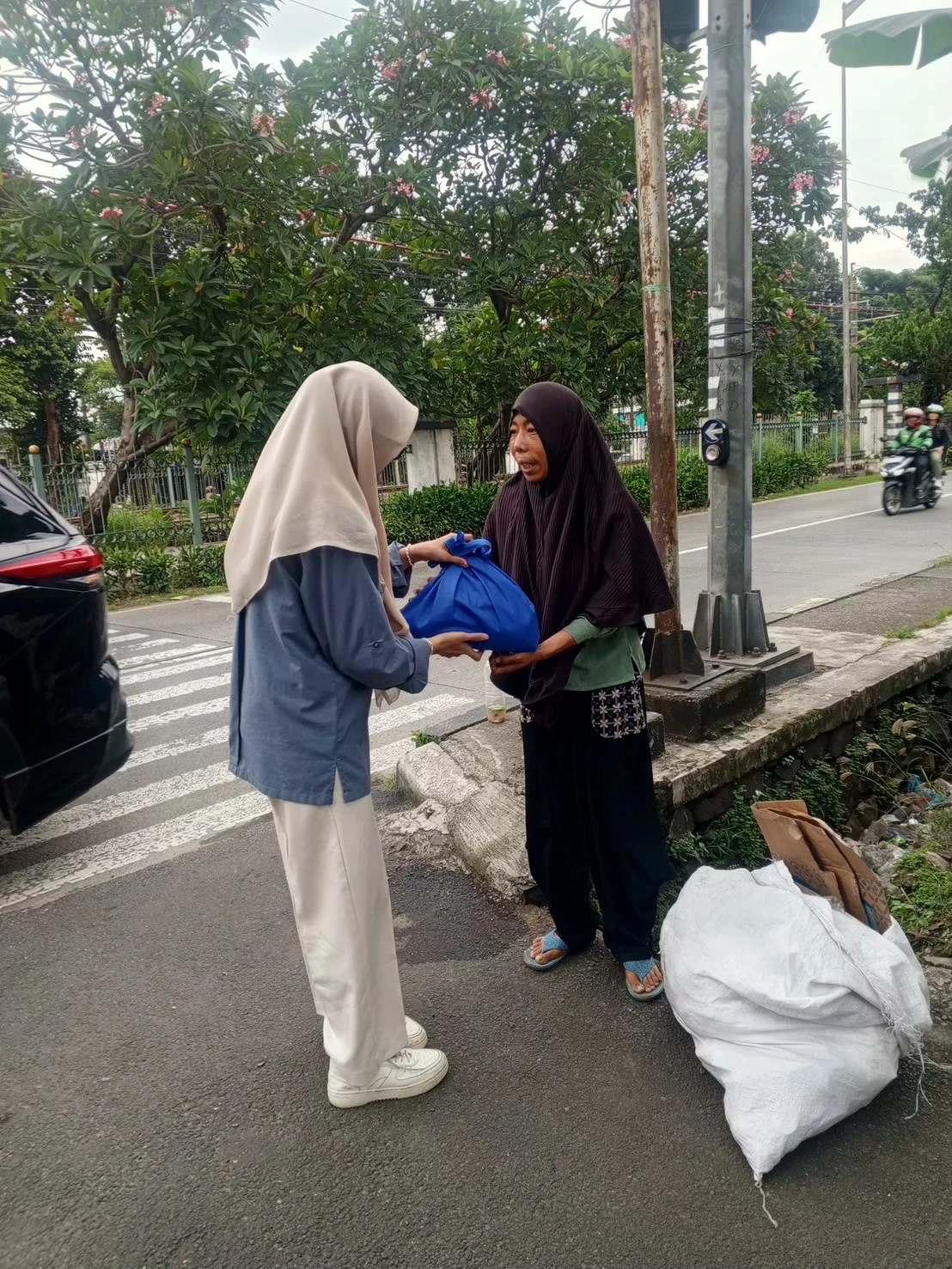 Buka Bersama & Bakti Sosial foto 3
