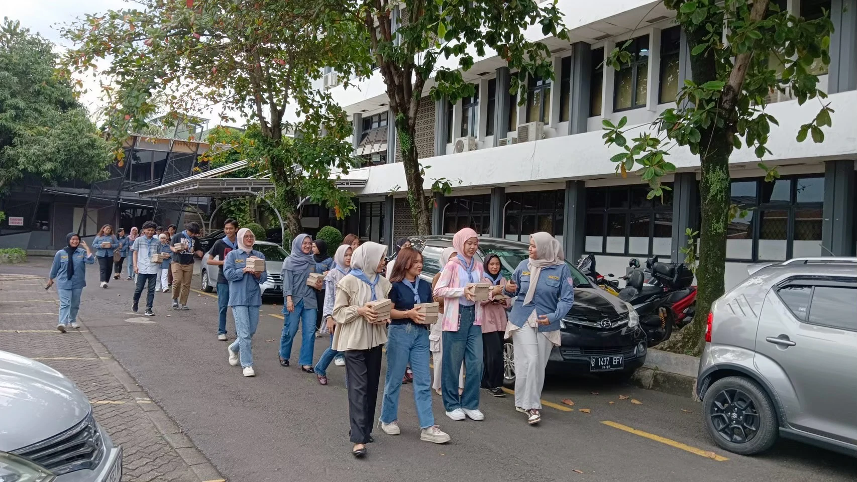 Buka Bersama & Bakti Sosial foto 4
